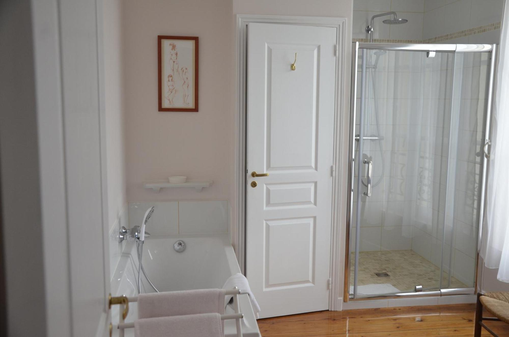 Le Gite Du Bas Manoir Bretteville-sur-Odon Ngoại thất bức ảnh